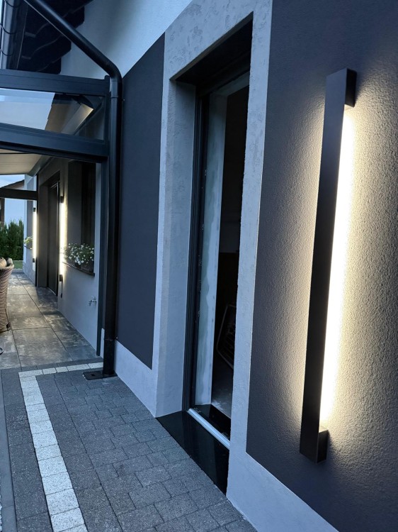 lampa elewacyjna pionowa Cass  2.jpg